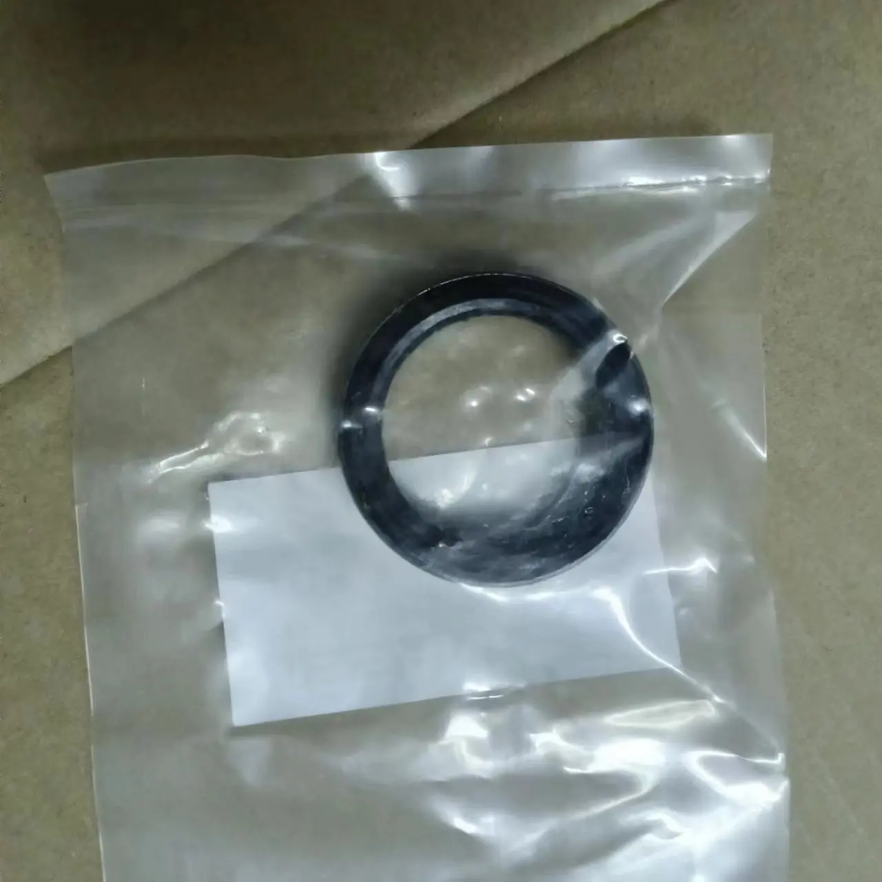 Front Inner Axle Oil Seal 40533-01J00 For Nissan Patrol 1987-2013 Y60 Y61