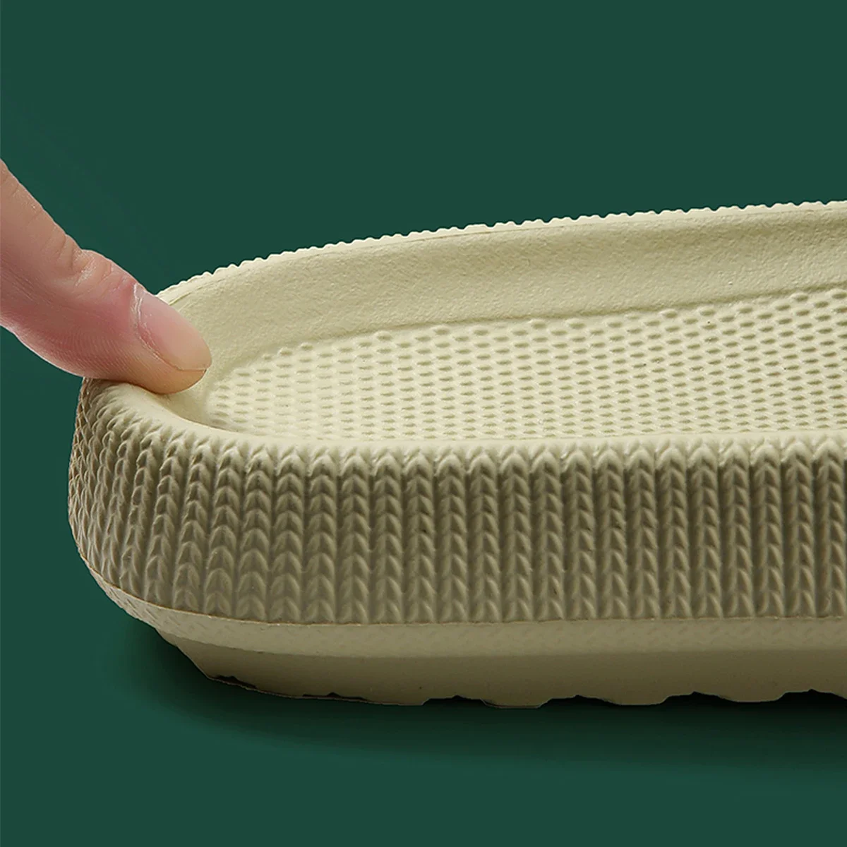 Step on the Sense of Shit Slippers Summer Home Wear Soft-soled Non-slip Shoes Eva Simple MEN'S Slippers luxury sandals