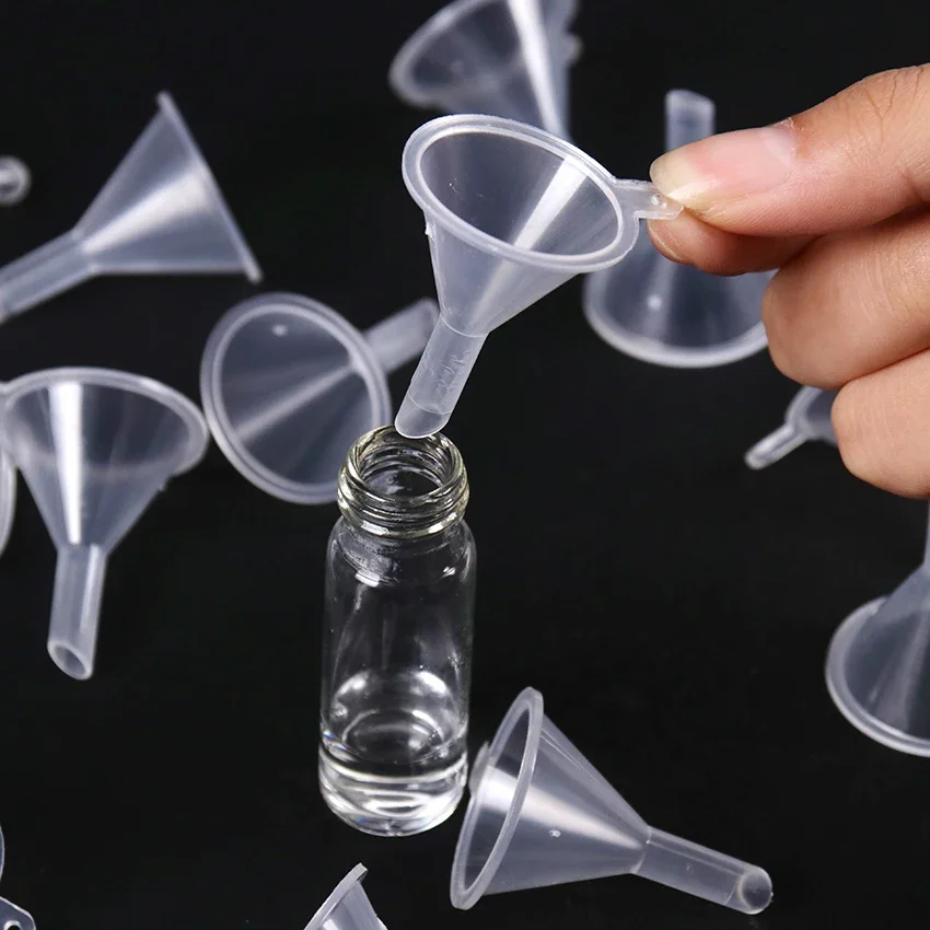 

10PCS Mini Plastic Funnel Small Mouth Liquid Oil Funnels Laboratory Supplies Tools School Experimental Supplies