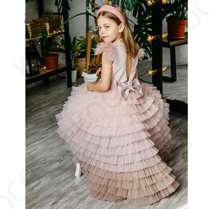 

Fluffy Girls Dresses O Neck Feather Sleeves Princess Tiered Long Train Flower Girl Dress for Wedding Kid Pageant Prom Gowns