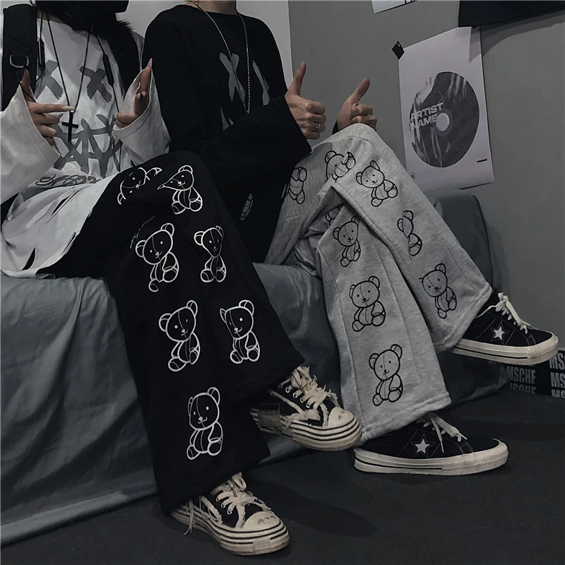 

Korean Style Wide Leg Pants Cartoon Bear Print Harajuku Trousers Women Streetwear Autumn Spring Fashion Streetwear Sweatpants