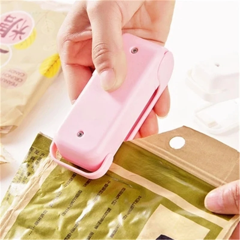 

Mini Bag Sealer Food Package Sealing Bags Tool Thermal Plastic Bag Closure Smart Gadget Kitchen Portable Heat Sealer Packing