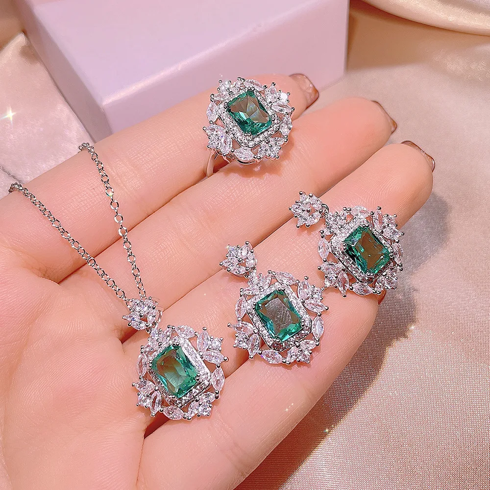 

Colorful Treasure Necklace Female Pendant Emerald Earring Ring Three Jewelry Set Retro Lady Girls Gift