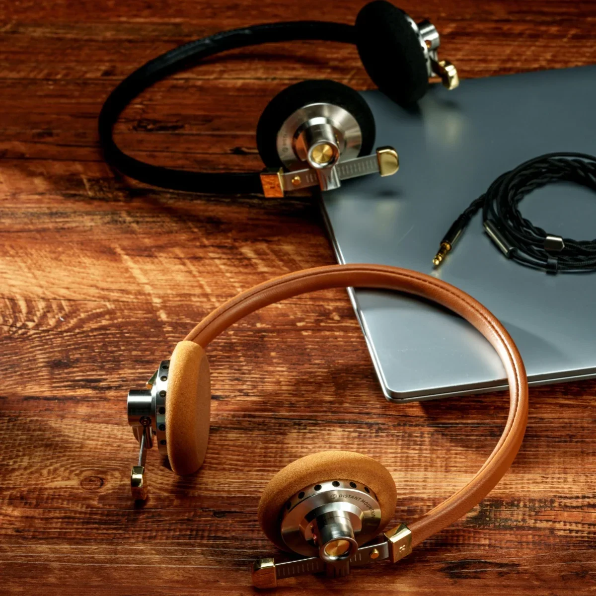 ROSESELSA Distant Mountain Headphone 40mm Diaphragm Driver Wired Classic Retro HIFI Headset Coaxial CNC Lambskin Headband 3