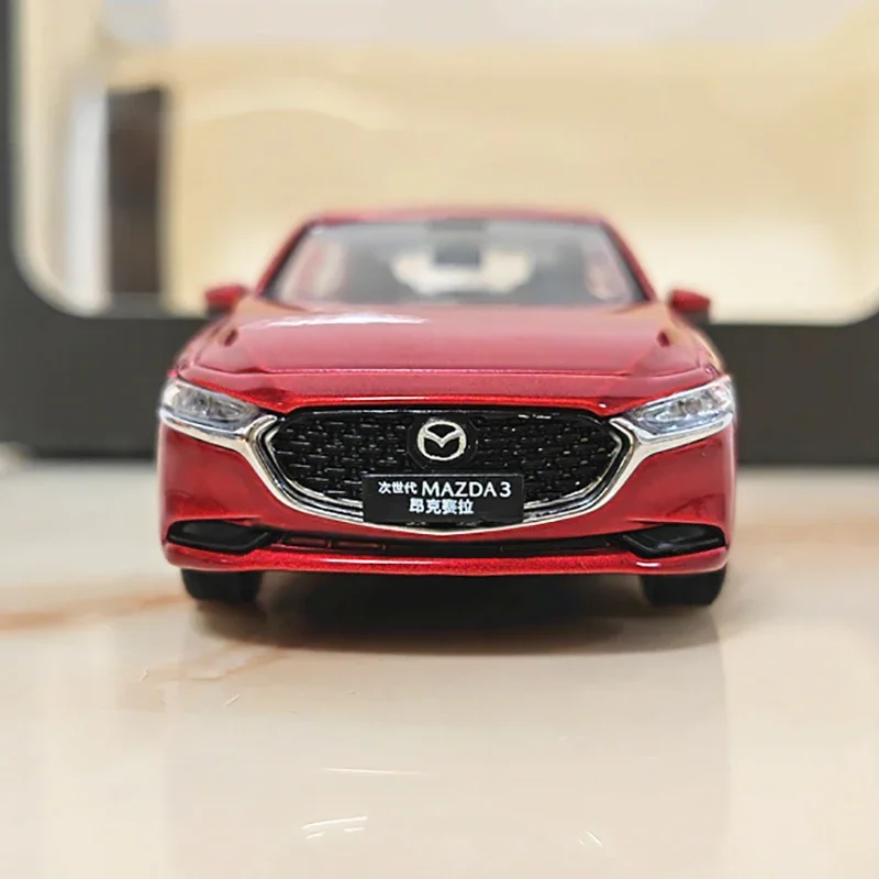 Diecast 1:43 Mazda 3 AXELA Simulation Alloy Car Model Toy Vehicle