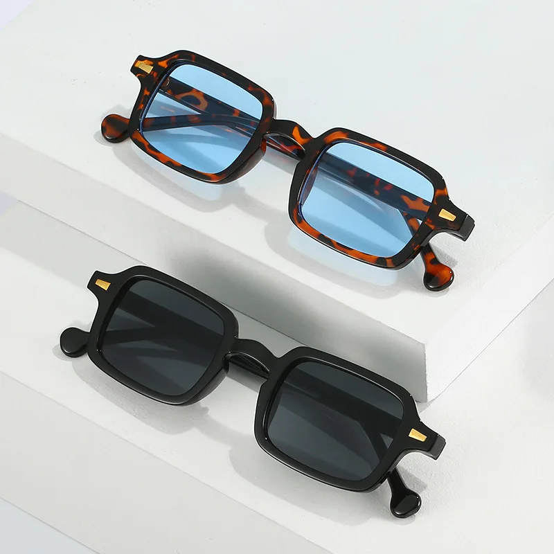 

UV400 Men Women Leopard y2k Sunglasses Retro Rivets Decoration Gradient Shades Fashion Square