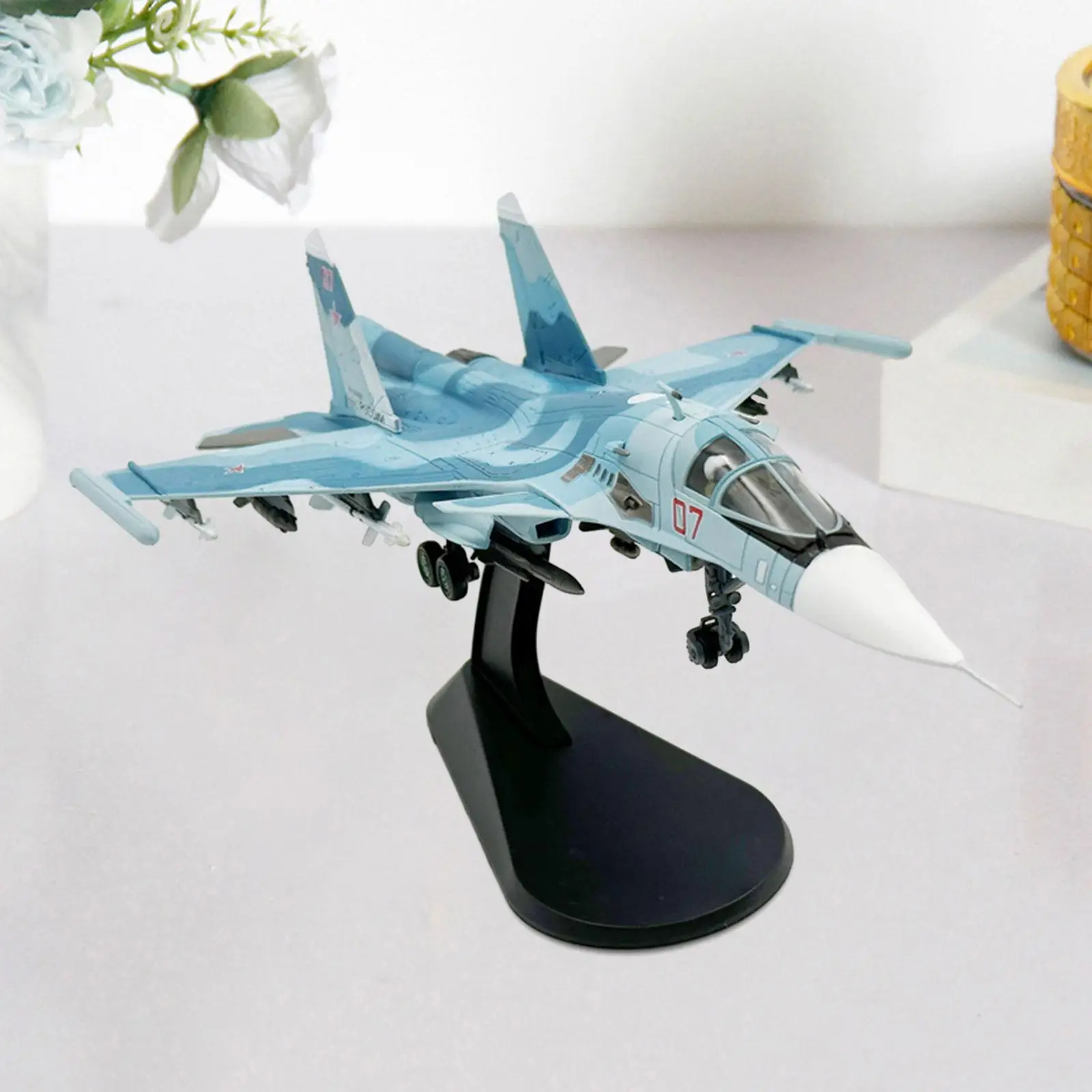 【大量】ミニチュア 飛行機 玩具・おもちゃ まとめ売り Amazon.co.jp: おもちゃ 飛行機 空港 : おもちゃ