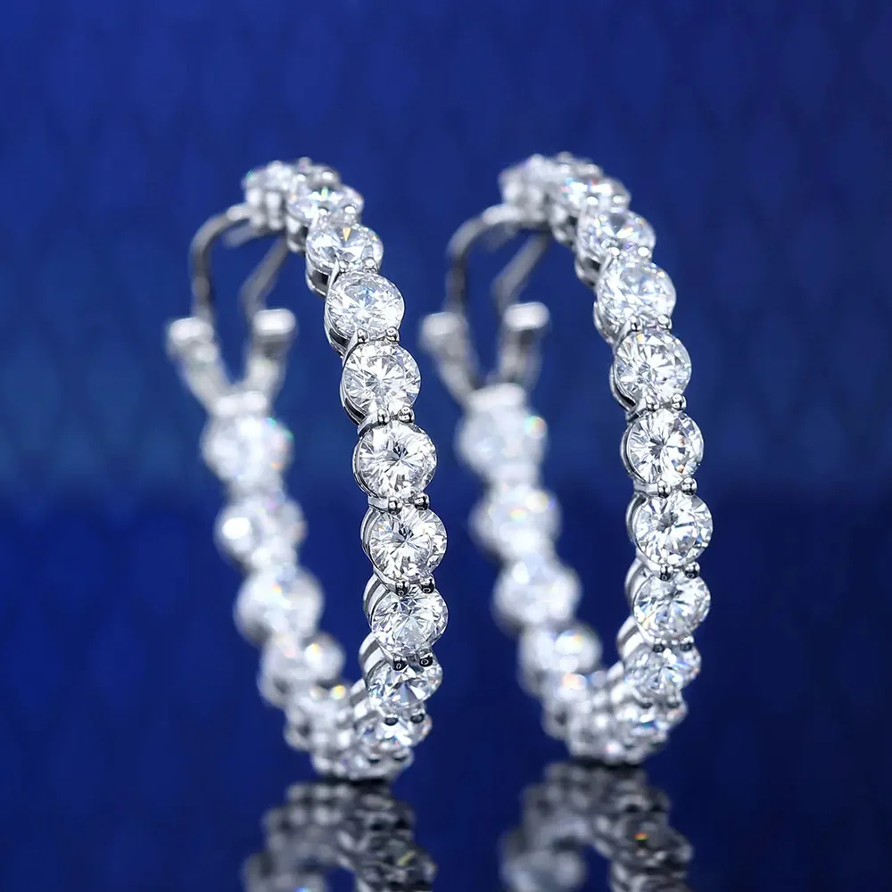 

2023 New S925 Sterling Silver Inlay 4.0 High Carbon Diamond Simple Ear Buckle Fashion Versatile Women's Ornament