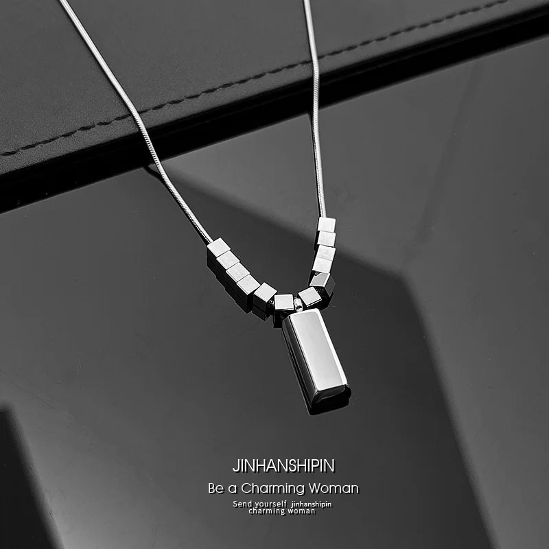 

Titanium Steel Colorless Blocks, Small Silver Bricks, Snake Bone Necklace, Male Fashion Hip Hop, Minimalist Design, Sweater