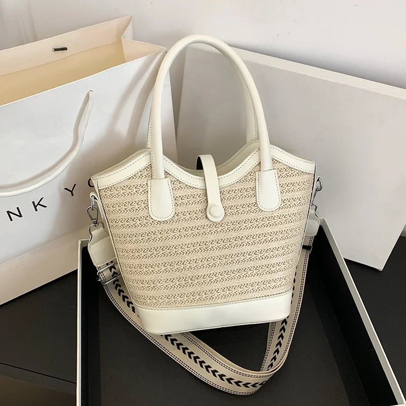 Fashion Summer Beach Bags For Women New Handmade Rattan Woven Shoulder Bags Brand Large Capacity Straw Bag Casual Travel Handbag