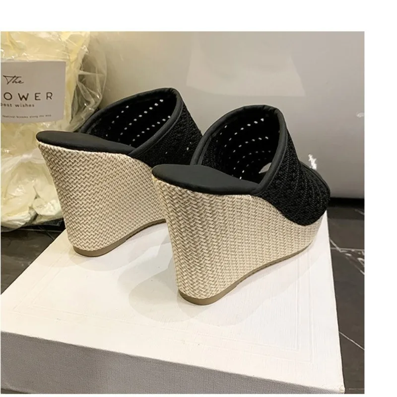 Beautiful Sandals and Slippers Women's Summer Wear Waterproof Platform Straw Thick-soled Wedge Heel High Heel Shoes