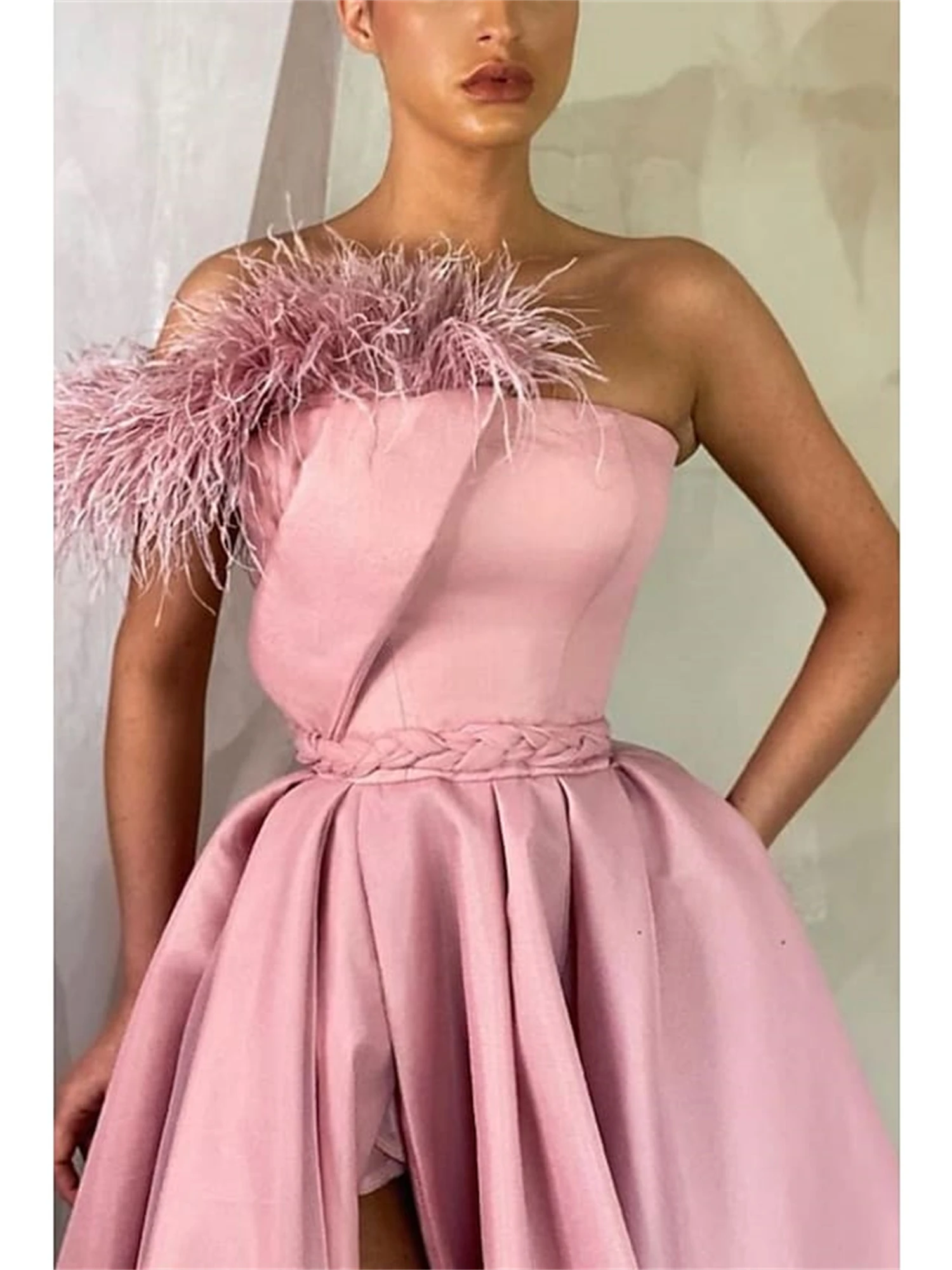 windsor rose gold dress Cameron Halter High Slit Formal Step into a season of love and new beginnings with Windsor’s collection of bridesmaid dresses and outfits WINDSOR ROSE GOLD SHORT DRESS