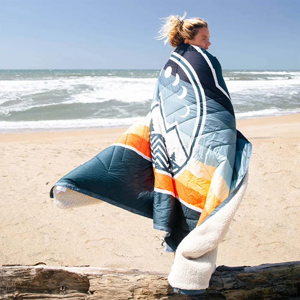 Quilting Nylon Water Resistant Camping Mat Blanket Winter Warm Lightweight Hiking Goose Down Blanket