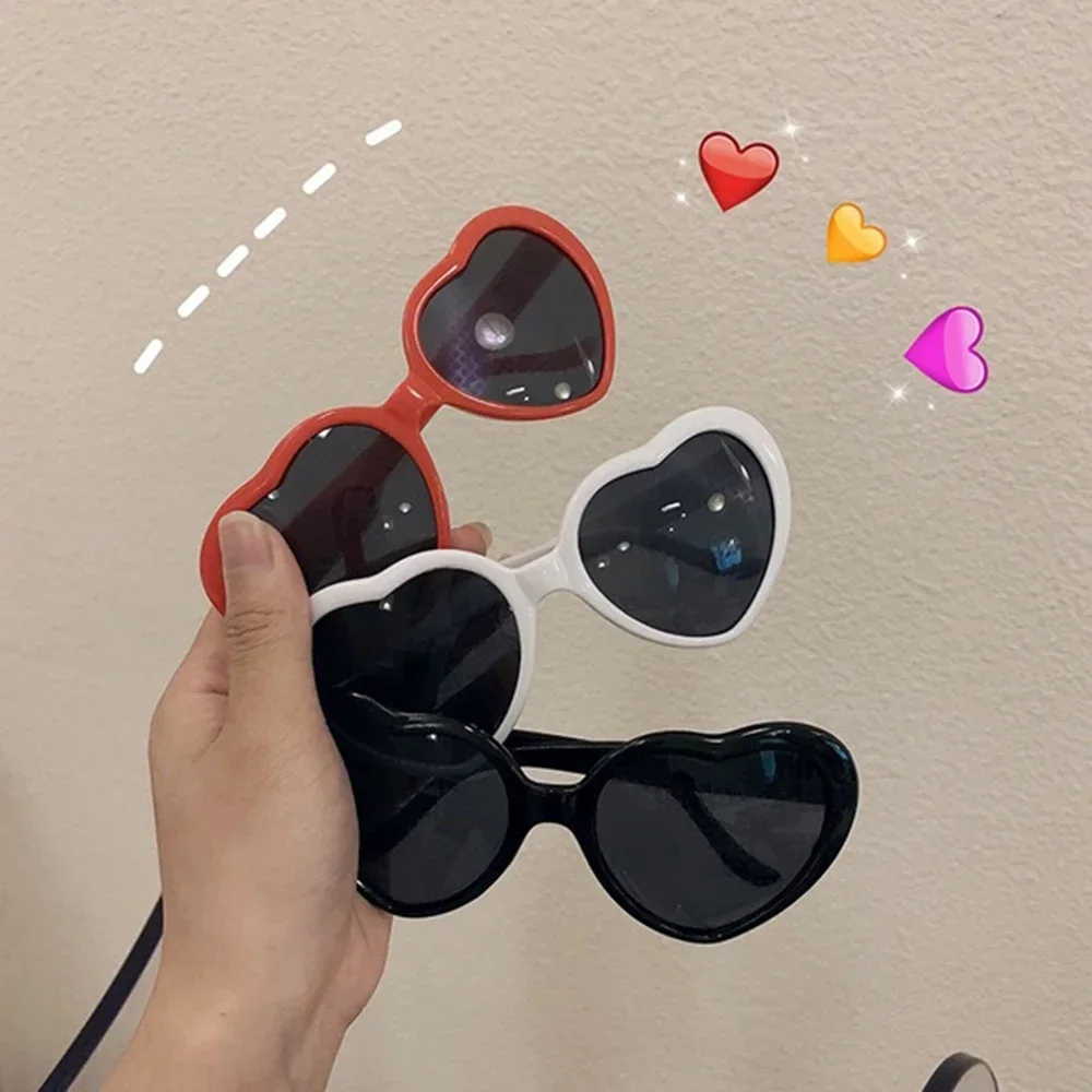 Love Heart Shaped Sunglasses Women Big Frame Fashion Cute Sexy Retro Cat Eye Vintage Sun Glasses UV400 Protection Unisex Eyewear