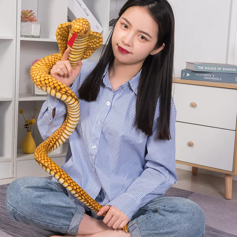 Peluche Serpente Gigante 1,1 Metri – Cobra Morbido Realistico, Decorazione Per Letto E Halloween (Verde)