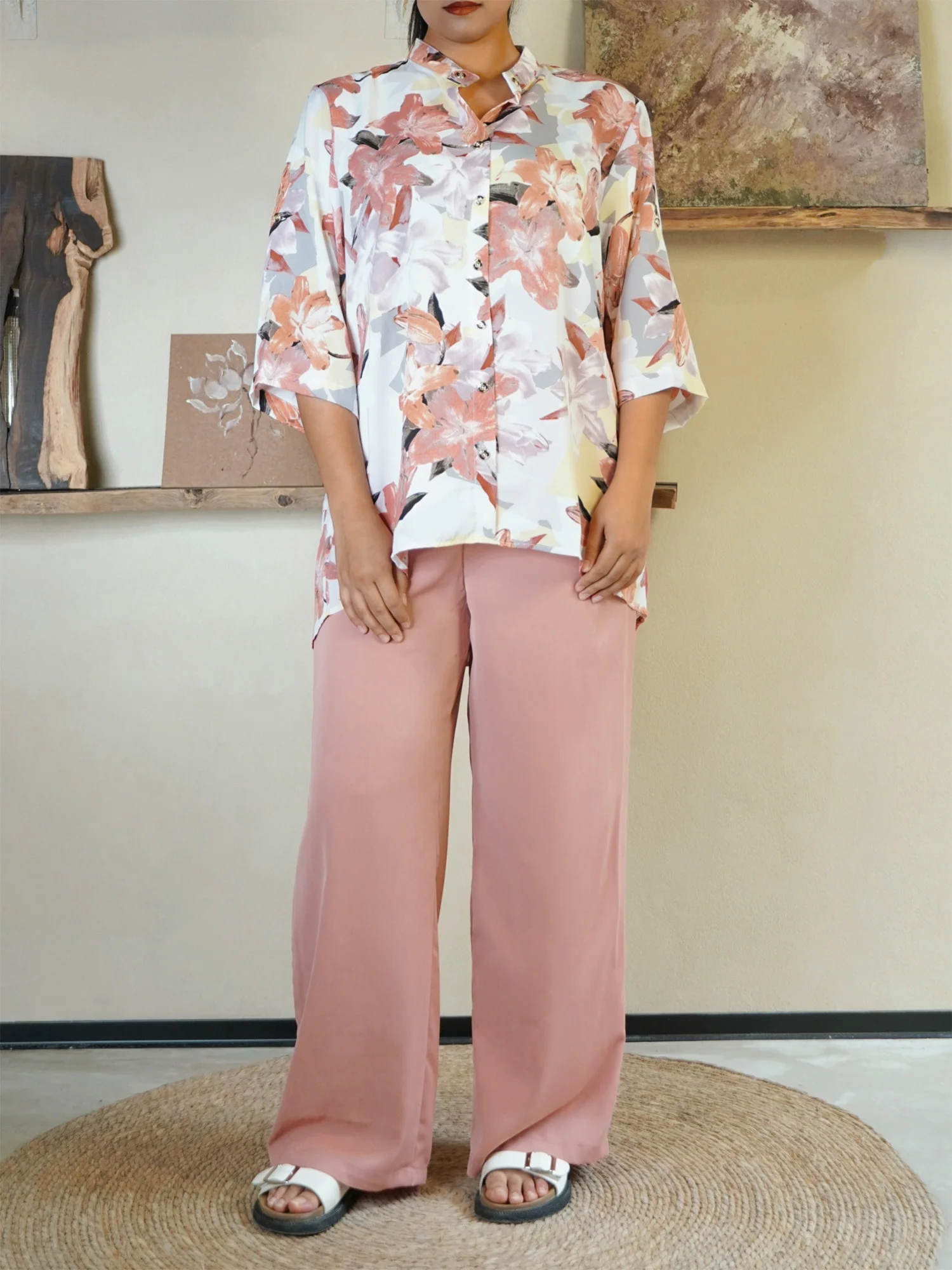 

Женский комплект из 2 предметов, однотонные длинные брюки с цветочным принтом и коротким рукавом, подходящие ко всему комплекты, лето 2024