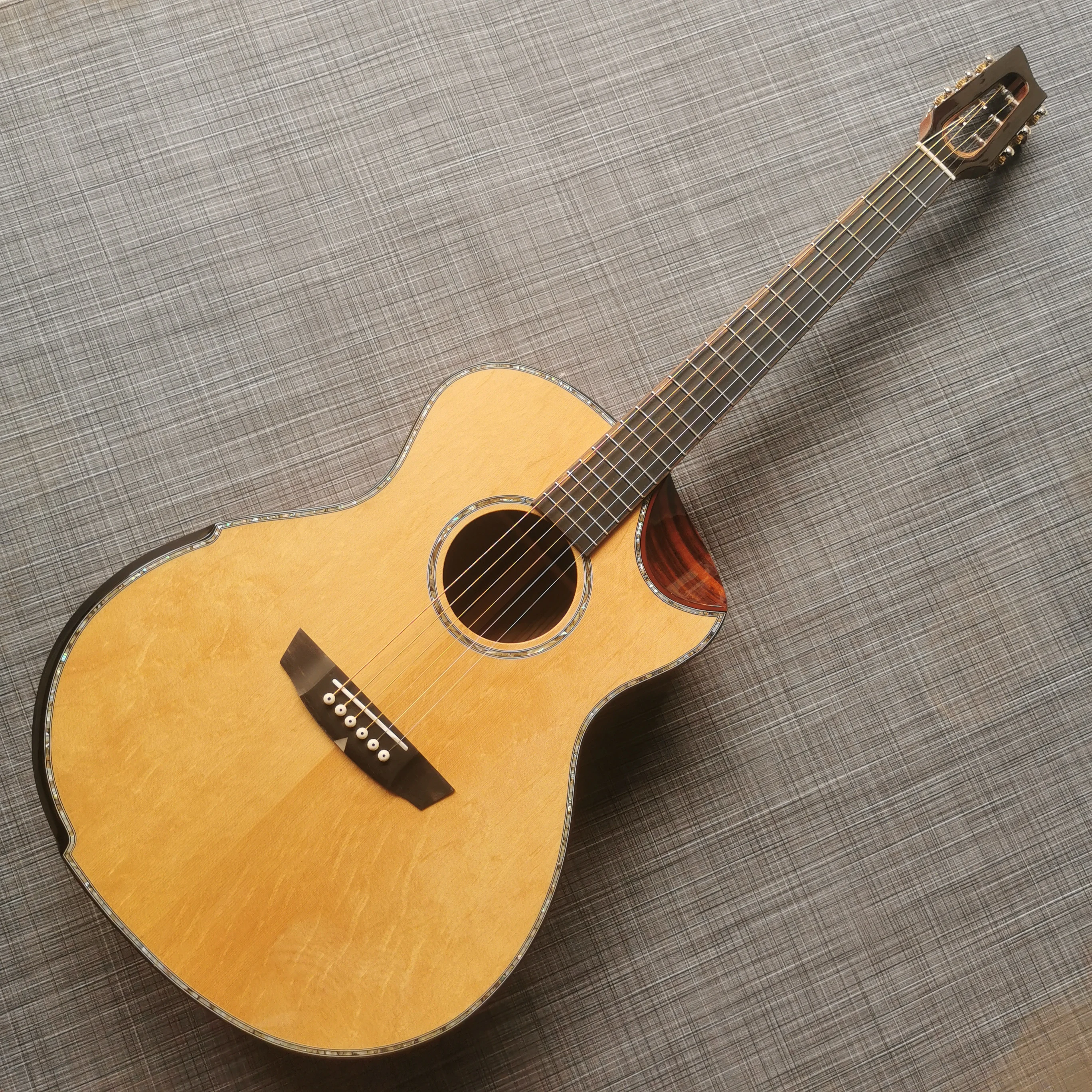 All Solid Wood 41 "Ga Mold, Black Finger, Small Wiping Angle, Acoustic Acoustic Guitar