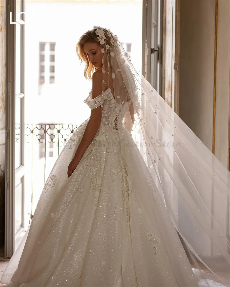 Sexy A-line Lace Appliques Wedding Dress Off Shoulder Princess Sweetheart Wedding Gowns Backless Bride Gown Customized