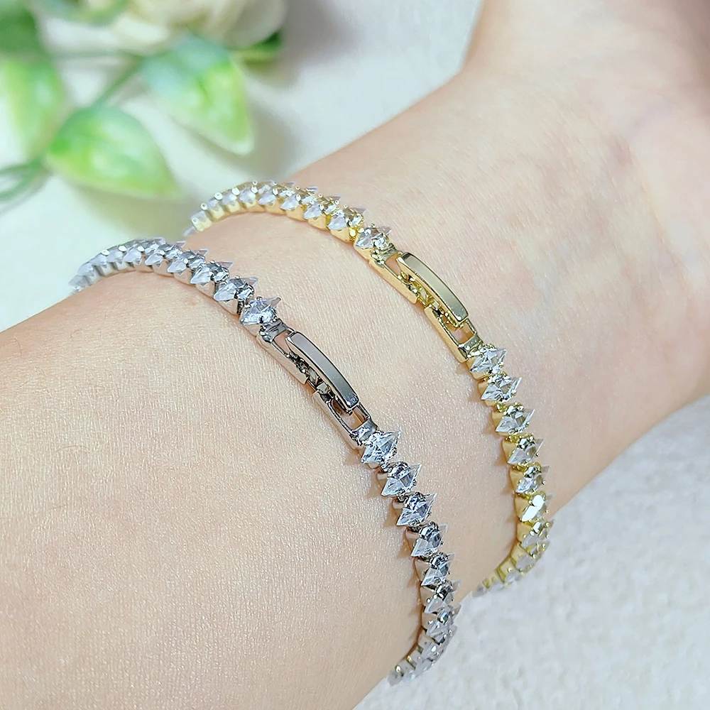 Silberfarbenes Tennis-Armband für Damen, luxuriös, zierlich, funkelnder kubischer Zirkon, stapelbare Kette, Kristall, Bankett, Hochzeit, Schmuck H085 – Detail 5