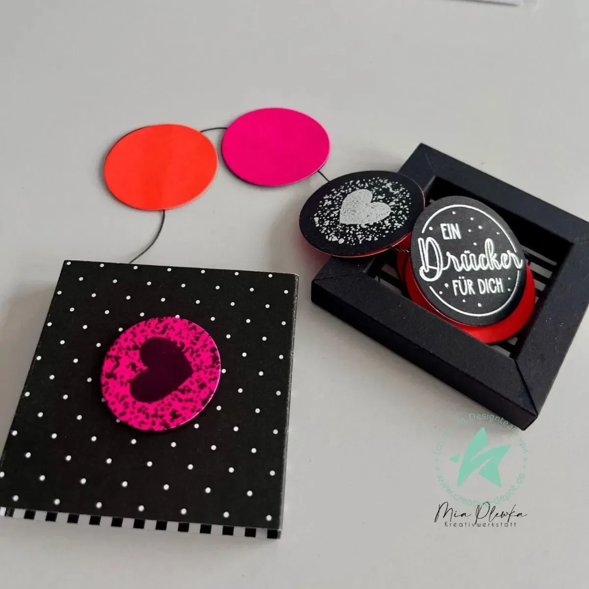 올드 타운 마운틴스 버드송 패치 컷 금속 다이 및 스탬프, 스크랩북 스텐실 앨범 용지 DIY 기프트 카드 장식 엠보싱