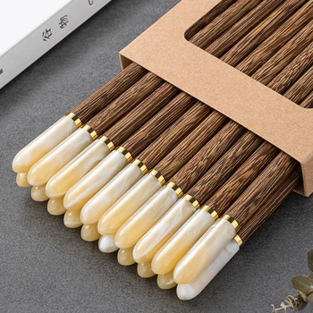 Jade-Style Wood Chopsticks 1