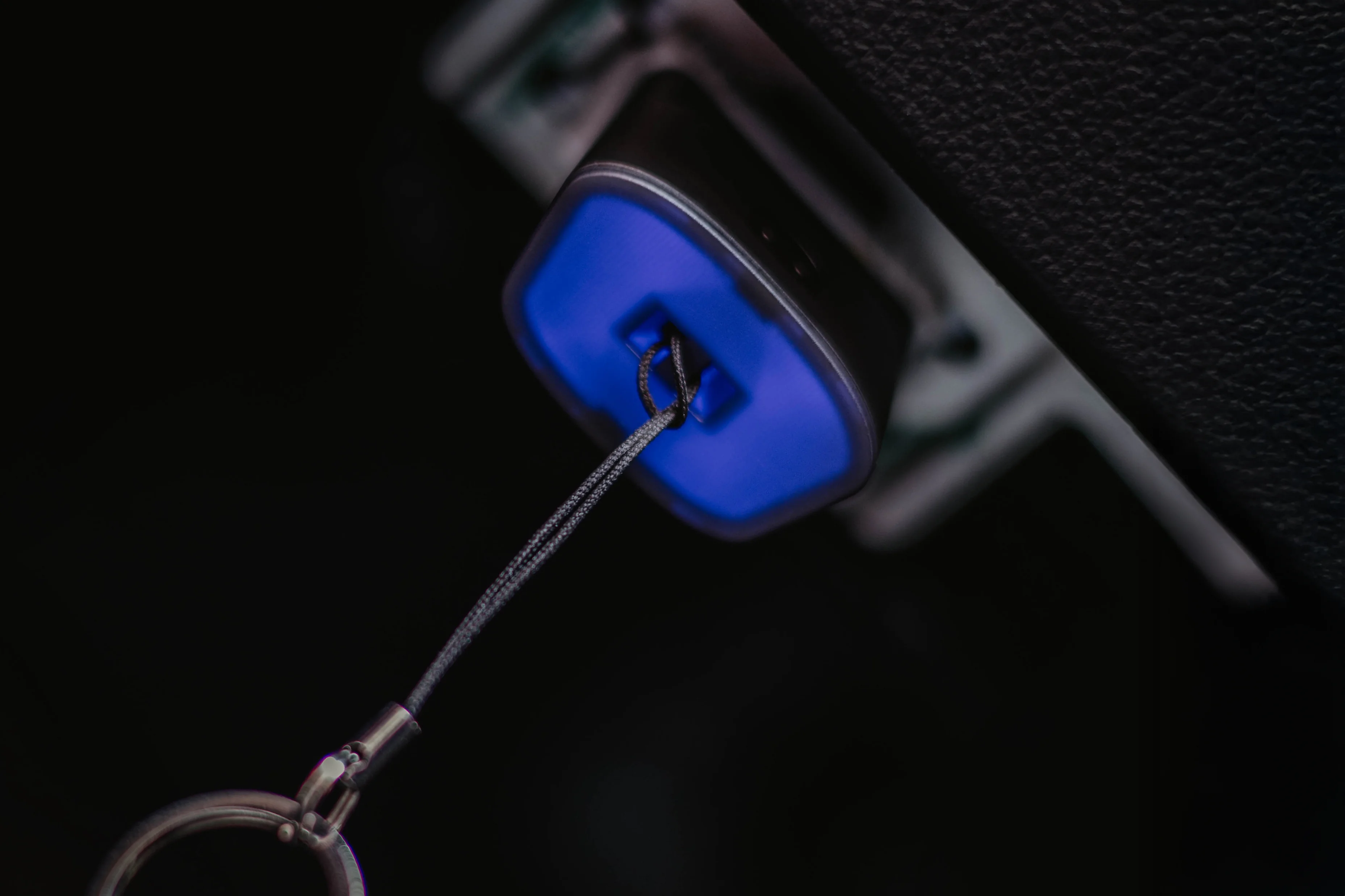 Obdeleven V3 Diagnostic Tool for Reading Fault Codes, Multifunctional Vehicle Inspection Equipment, and Unlocking Hidden Features