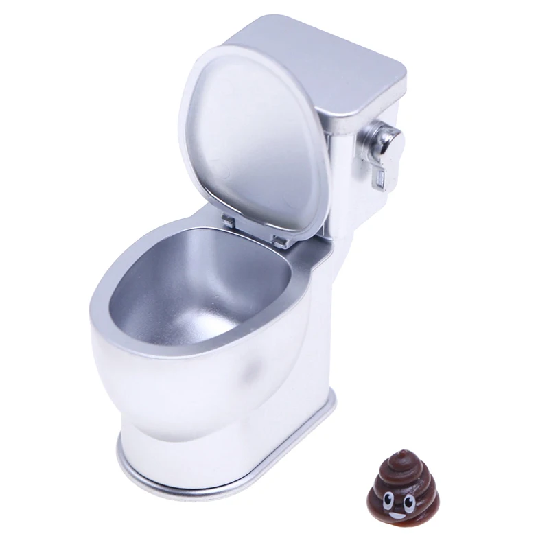 Toilette moderna bianca per casa delle bambole: bagno in miniatura in scala 12 - Italia