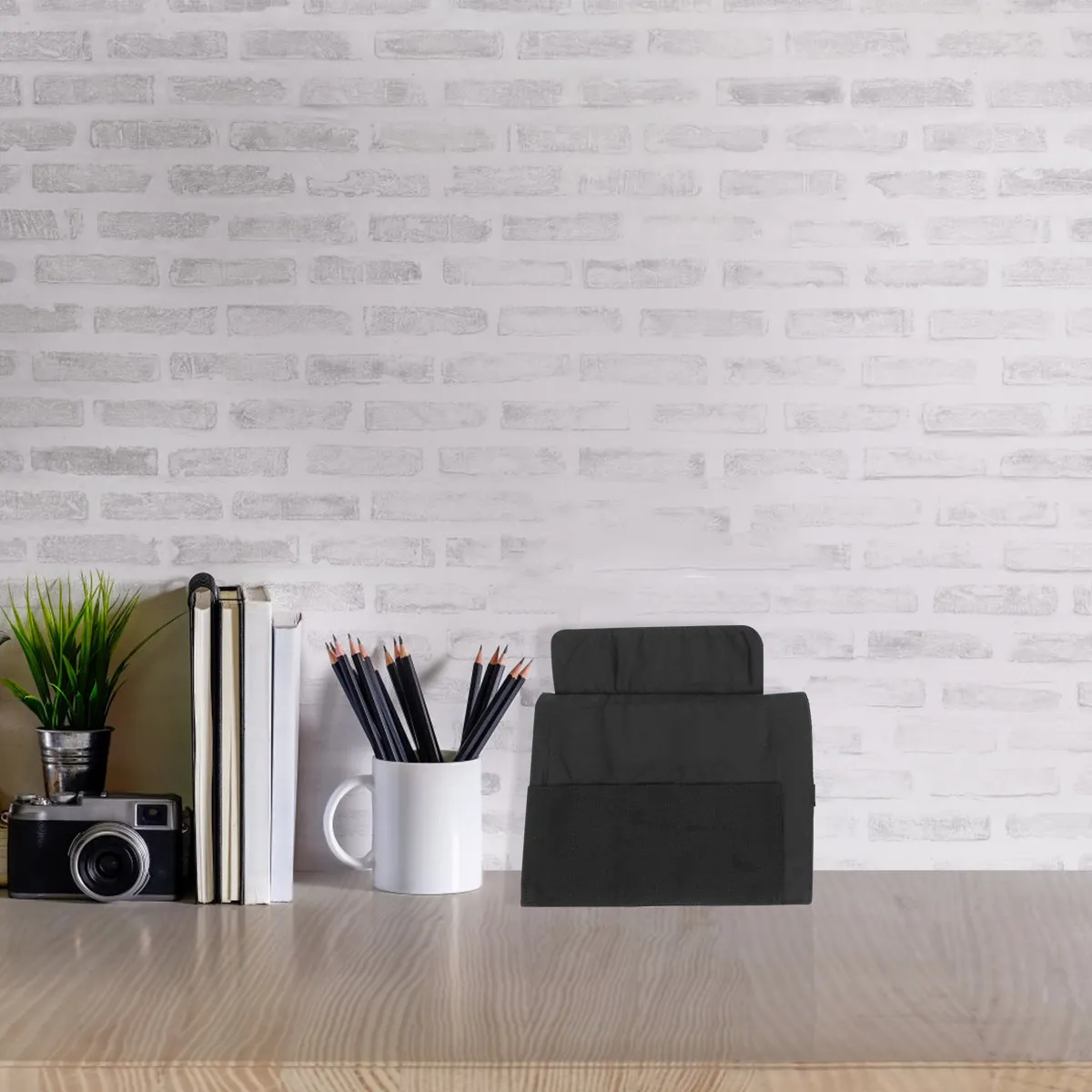 캔버스 시계 롤백, 열렸을 때 넓어지는 공간으로 여러 개의 펜이나 스트랩을 수납 가능, 휴대가 간편한 접이식 디자인, 여행용 펜슬 파우치