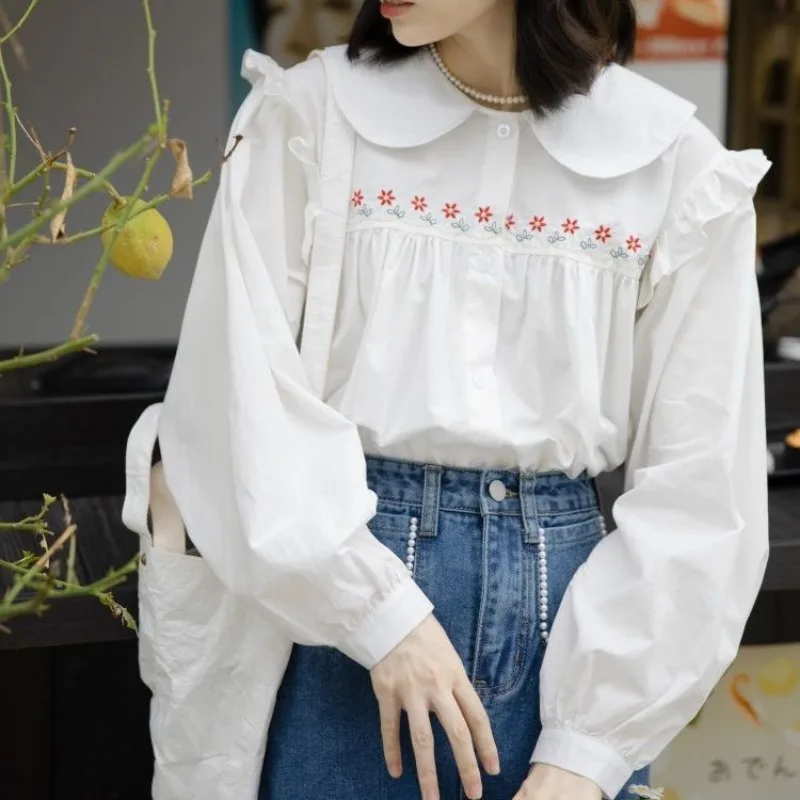 

Peter Pan Collar Puff Sleeve Puff Sleeve Blousas Embroidery Flower Age Reducing Blouses Vintage French Sweet Kawaii Chic Shirts