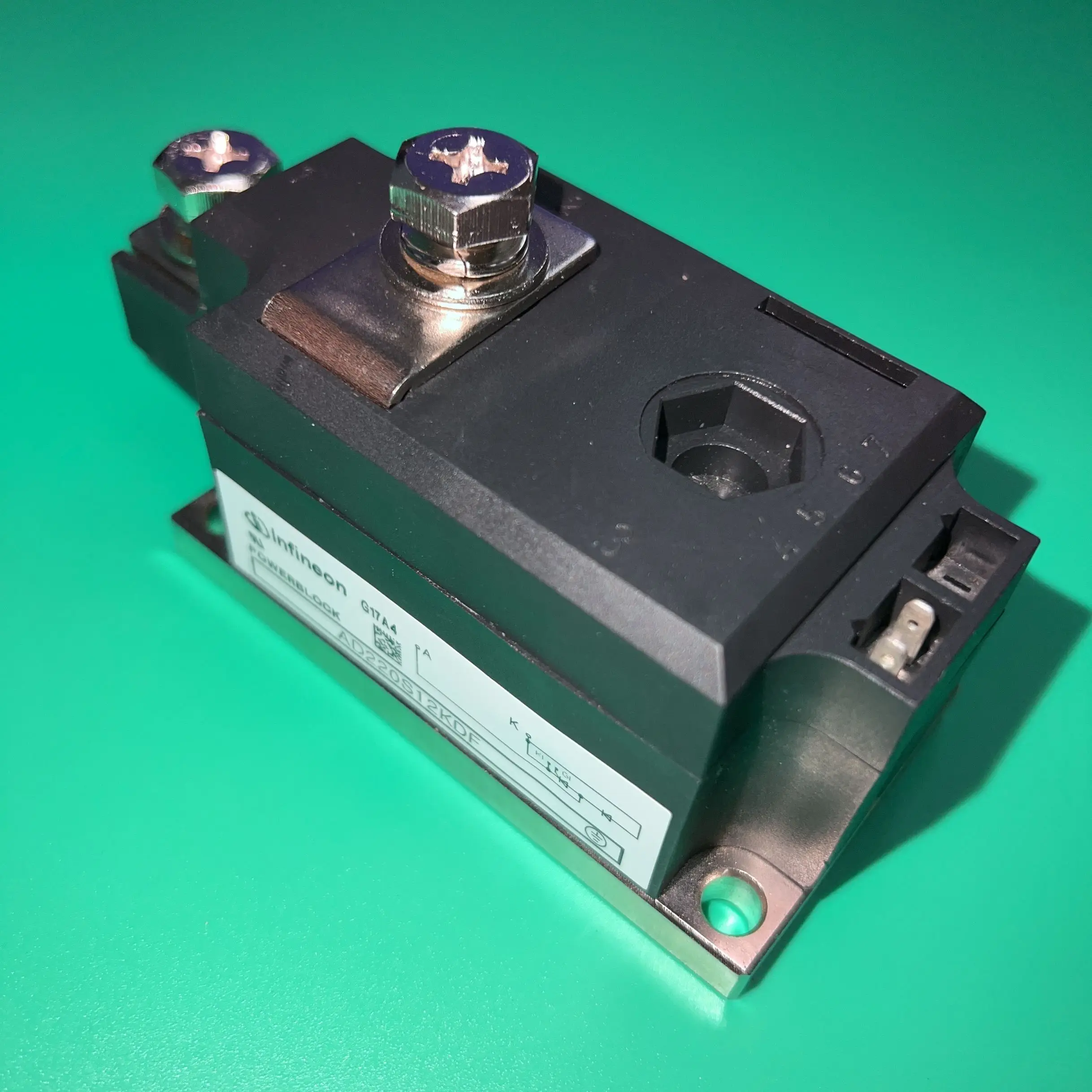 

AD220S12KDF Fast Asymmetric Thyristors MODULE IGBT 220 AD220S12 KDF AD220S 12KDF AD220 S12KDF AD 220S12KDF AD22OS12KDF AD220512K