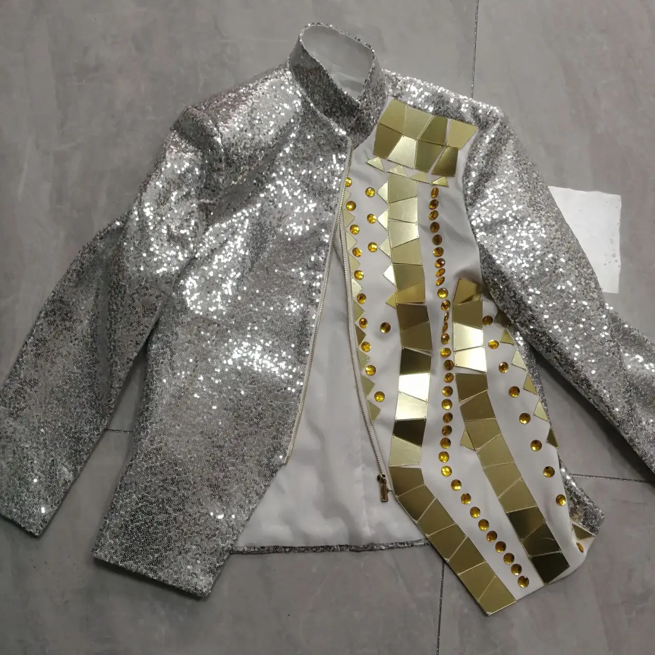 Kostuums en jassen voor heren, strass en pailletten