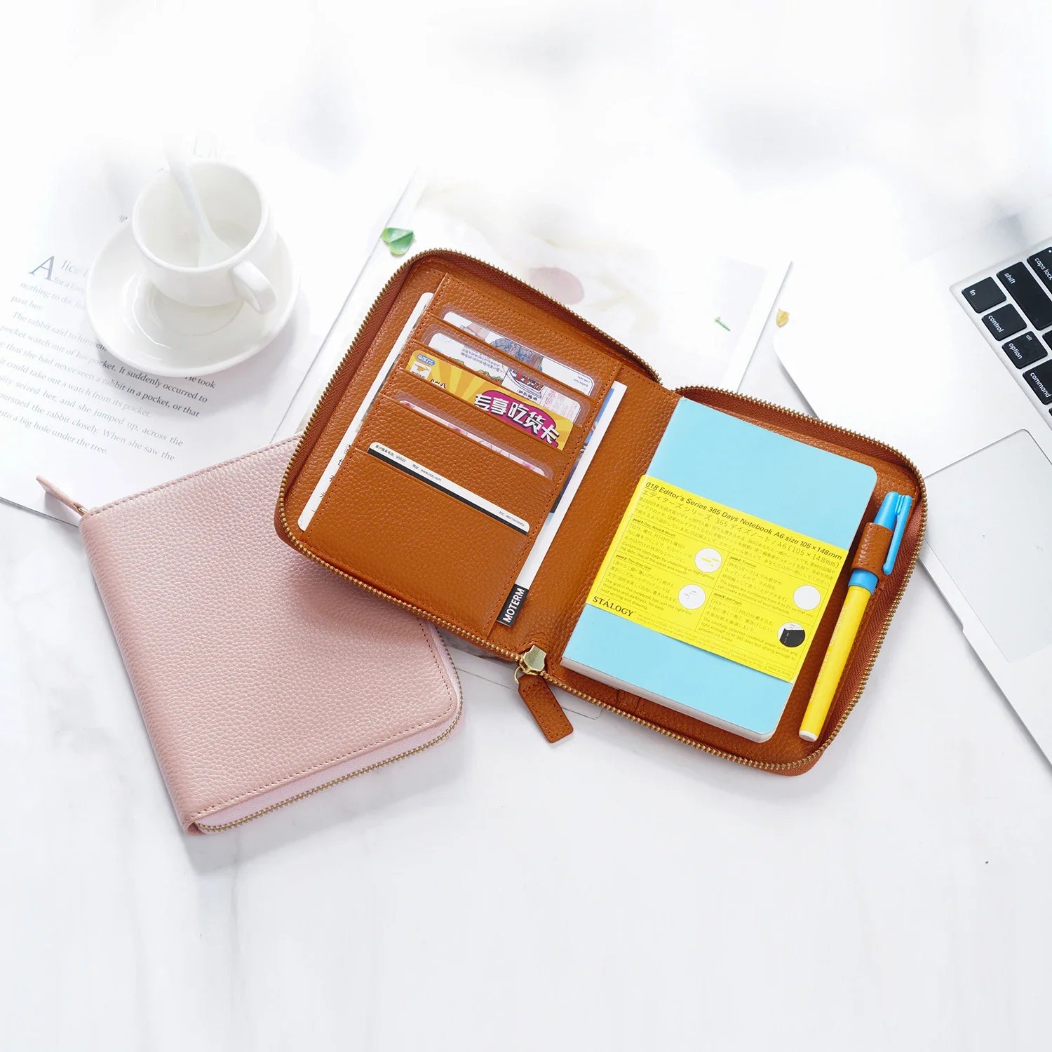 Moterm Genuine Pebbled Grain Leather A6 Zip Cover with Back Pocket Cowhide Planner Zipper Organizer Agenda Journal Diary 4