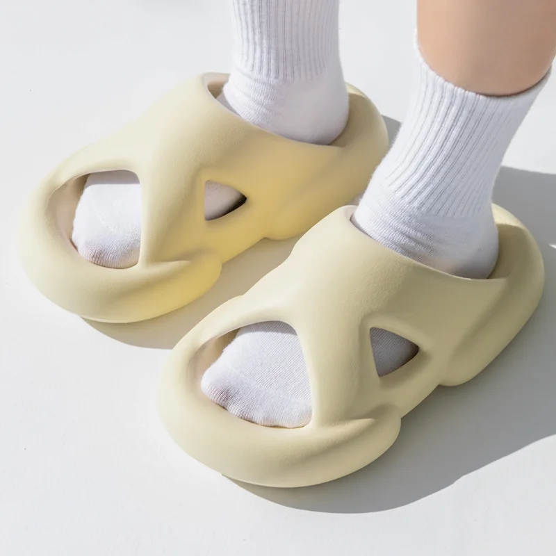 2023 summer new simple sandals women's outwear home indoor household soft bottom flip non-slip wholesale