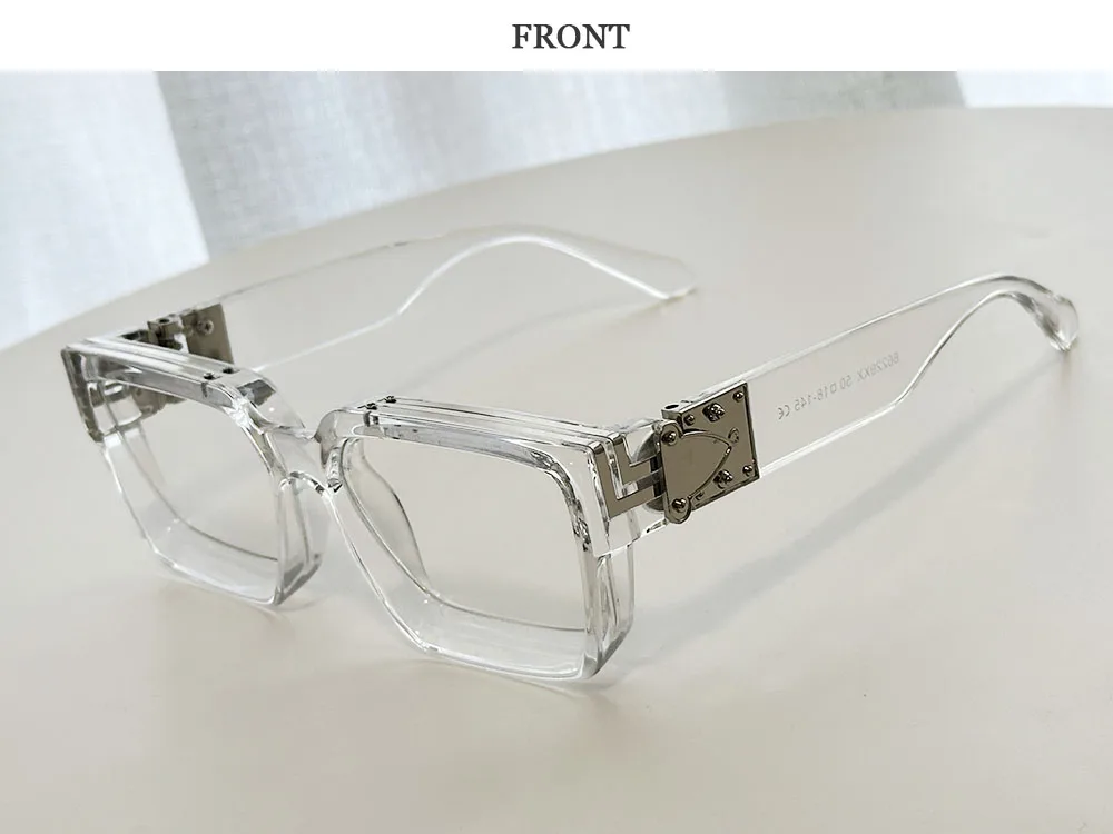 Carauana millionaire GO stylish silhouette