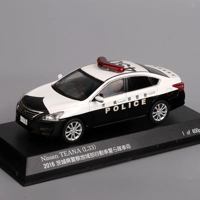 

1/43 KYOSHO Nissan TEANA L33 Collection of die-cast alloy car decoration model toys