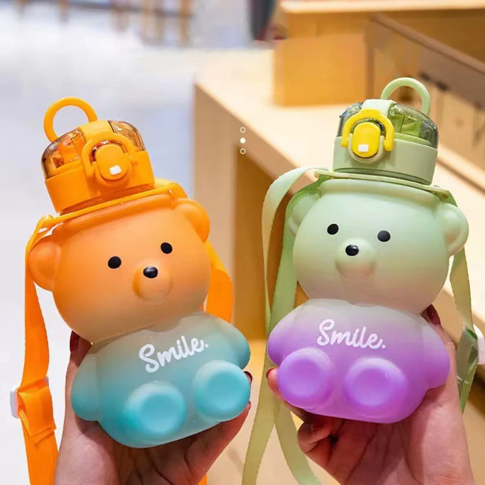 

800ML Gradient Bear Shaped Water Bottle Cute Plastic Sports Cup Kid School Bottle with Straw Handle Water Kettle Drinking Mugs