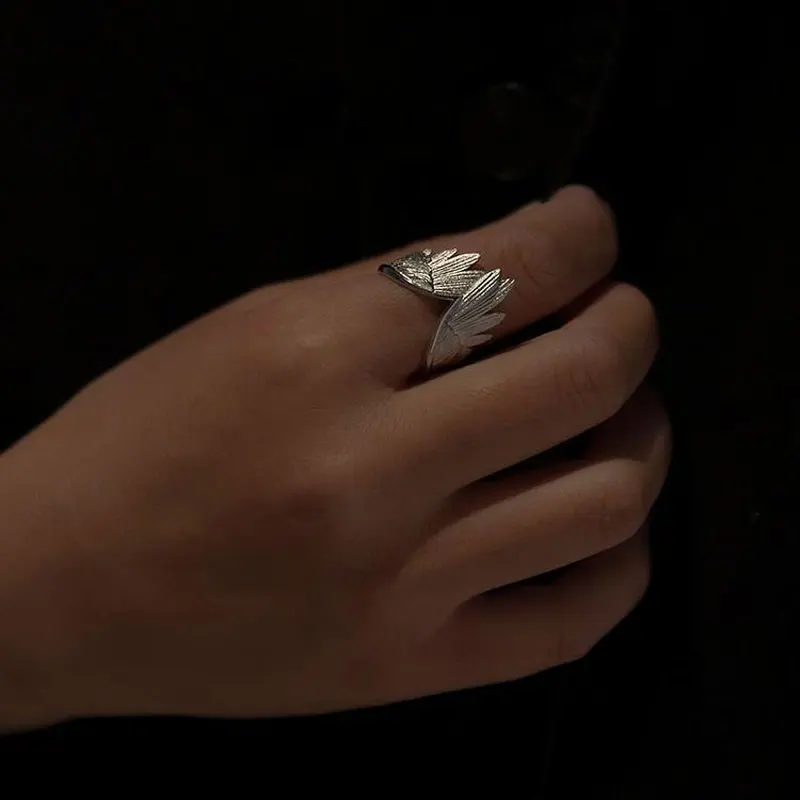 Adjustable Vintage Wing Ring Detail