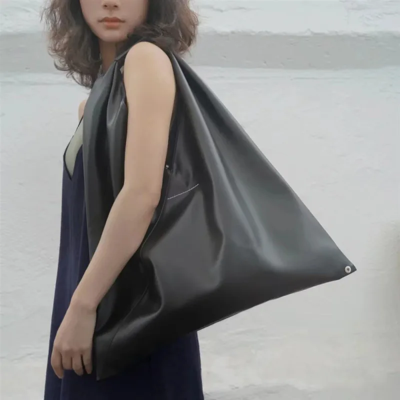 

Cowhide Triangle Tote Bag with Large Capacity One Shoulder High Quality Luxury Brand Handbags 2023 New Geniune Leather Bags