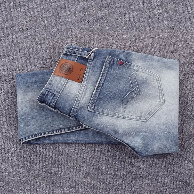 Italian Style Fashion Men Jeans Retro Light Blue Slim Ripped Jeans Men High Quality Male Trousers Vintage Designer Pants Hombre