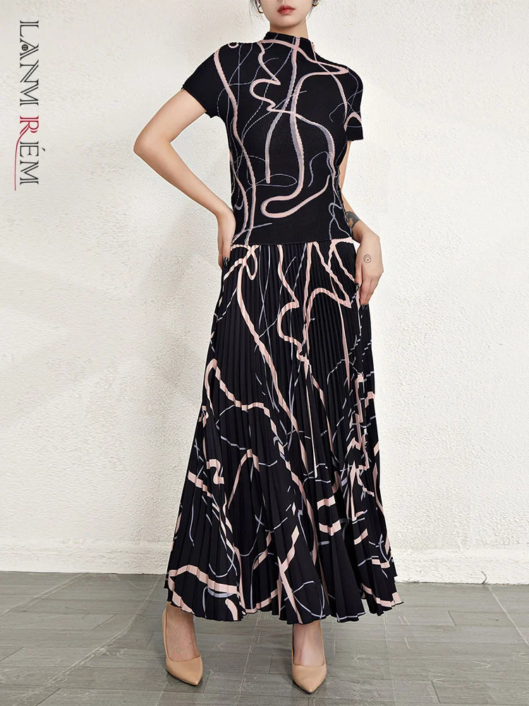 

LANMREM Printed Pleated 2 Pieces Set For Women Short Sleeves T-shirt High Waist A-line Skirts 2024 New Clothes Design 2AA1279