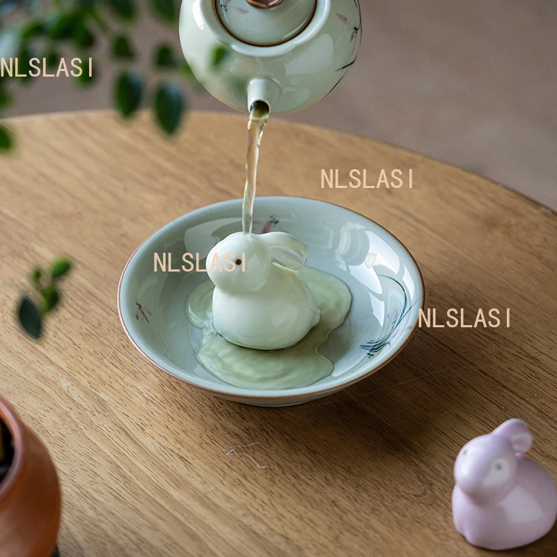 1PCS Ceramic Tea Pet Creative Ru Kiln Rabbit Tea Play Home Desktop Ornaments Nourishing Handicrafts Teaset Accessories