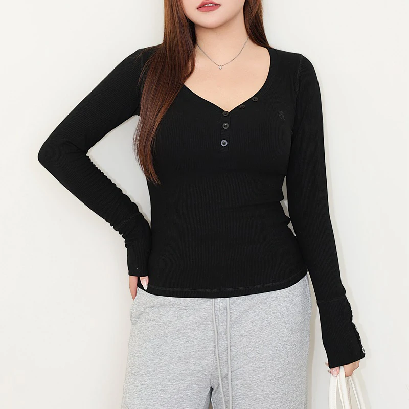 Plus Size Women's T-Shirt Premium V-Neck Slim-Fit Basic Tees Long Sleeve Letter Embroidered Tops Retro Autumn 2025