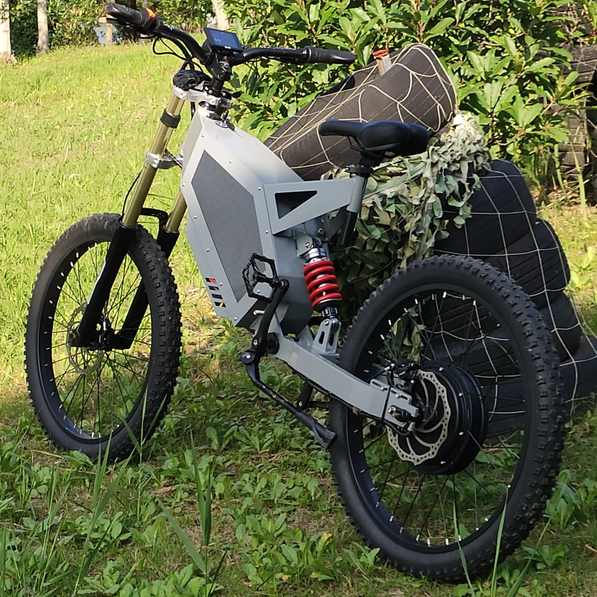 New Type 72V 5000W Powerful Electric Bike with QS Motor Sabvoton Controller 26 Inch Tire