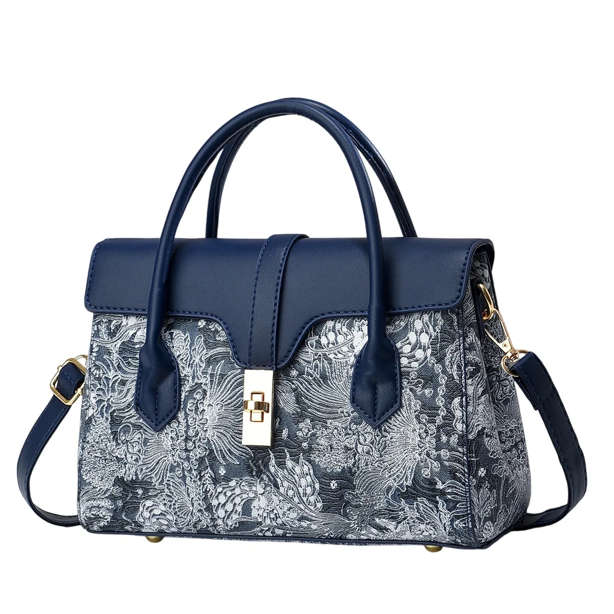 حقيبة يد نسائية مطرزة كلاسيكية