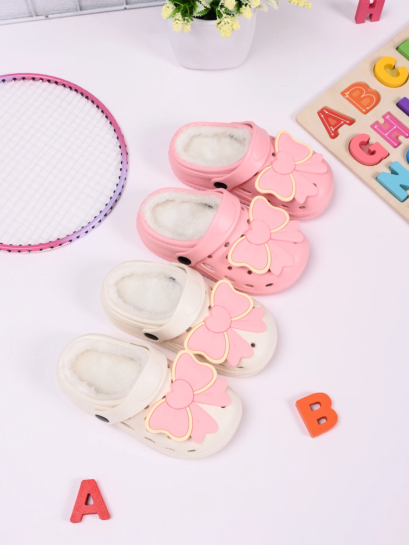 New Winter Bow DIY Girls' Slippers Comfortable Plush Anti Slip Warm Shoes Grils and Boys' Home Slippers For Kids