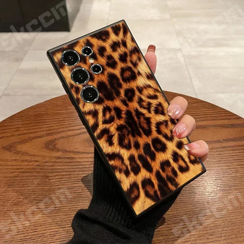 Leopard Print Pattern Phone Case Cover
