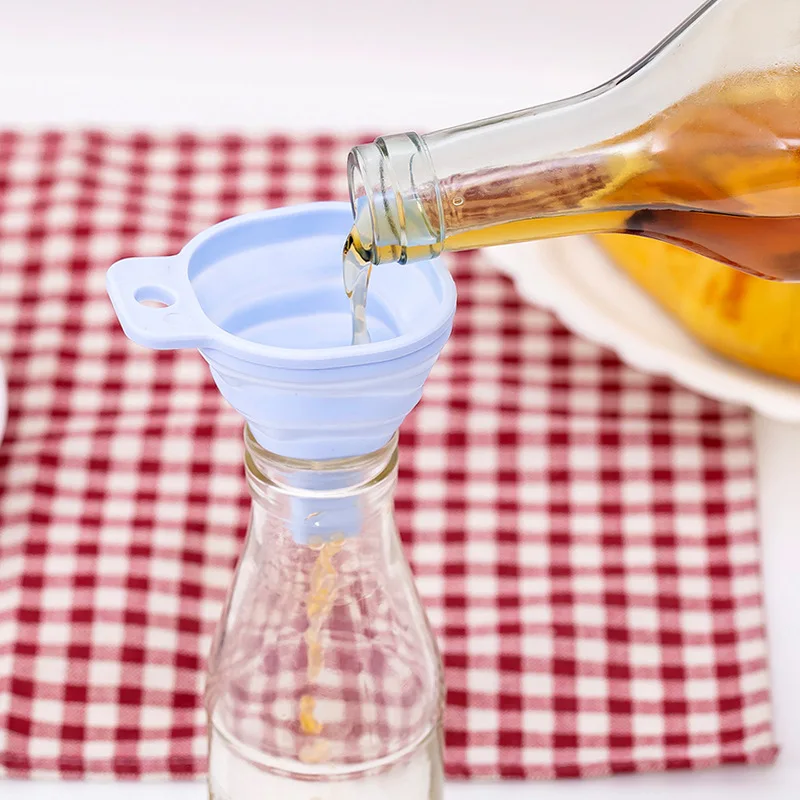 

Silicone Folding Funnel Portable Mini Kitchen Telescopic Oil Leak Household Liquid Dispensing Tool
