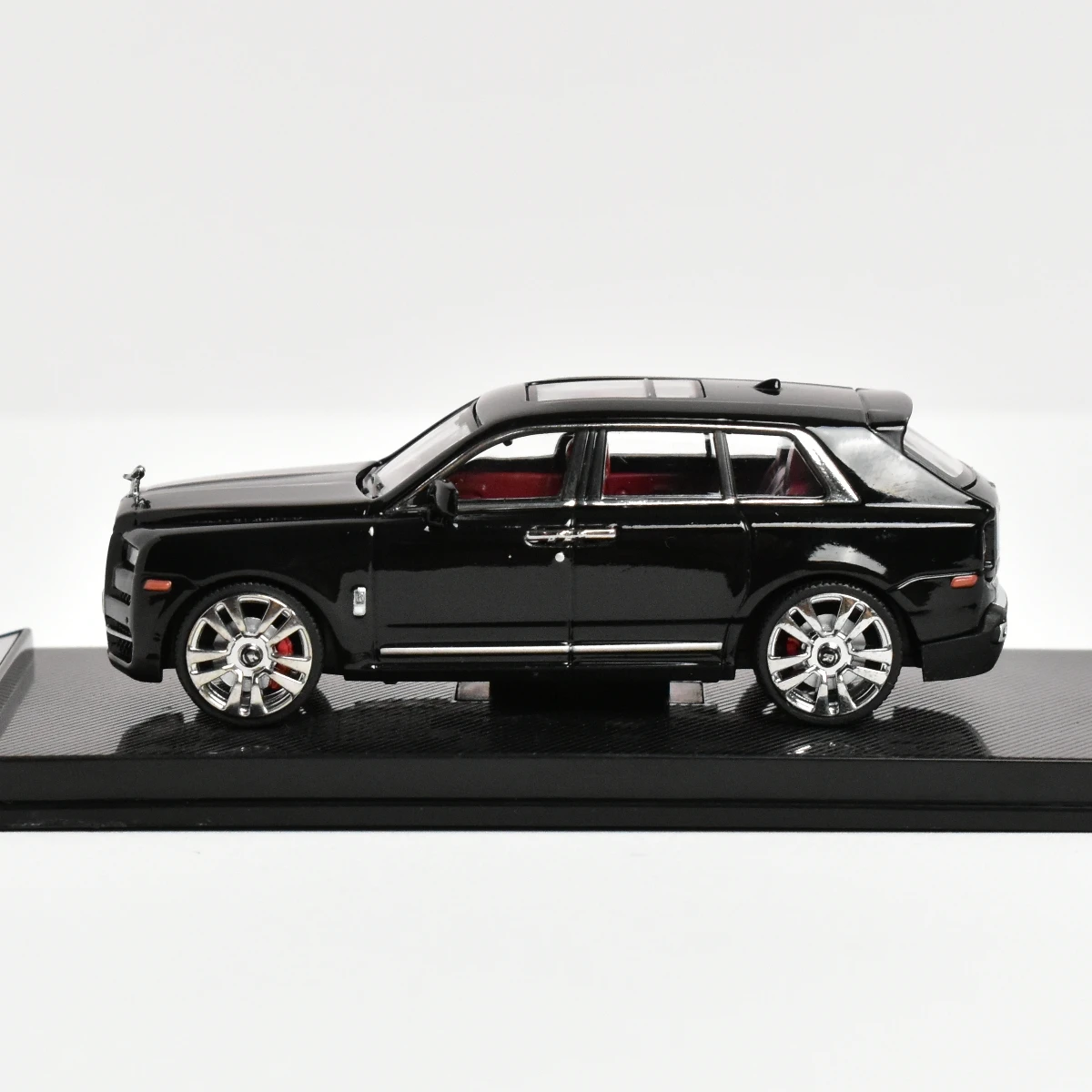 ING 1:64 Cullinan SUV Diecast Model Car 3