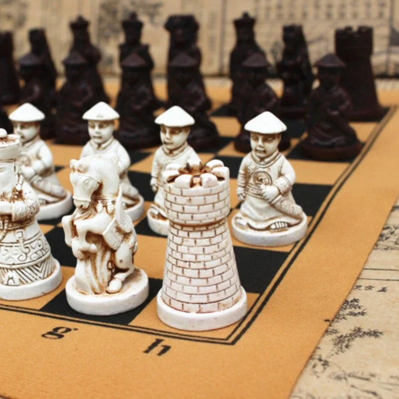 Ancient Chinese Character Chess Set Terracotta Army Resin Chess Fun Board Games for Family Friends Gatherings Creative Fun Gifts