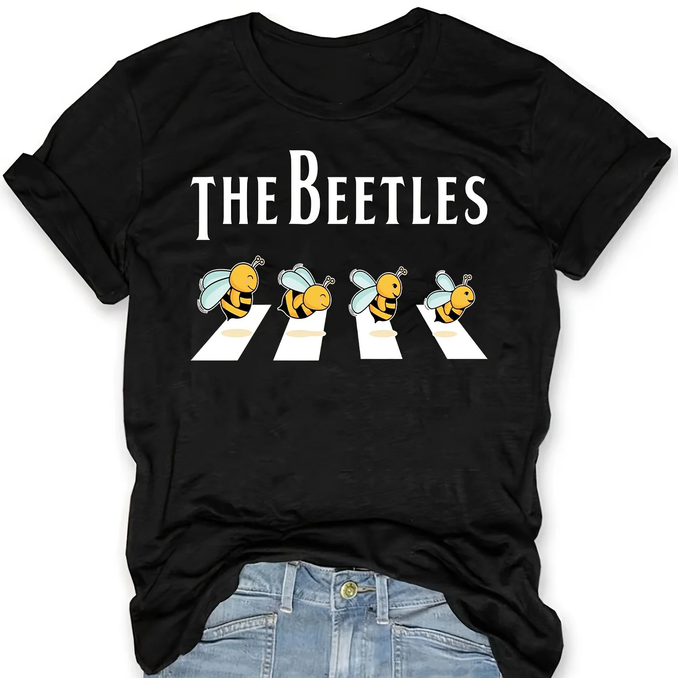 

Cute Bee Print Crew Neck T-shirt, Casual Short Sleeve Top For Spring & Summer, Women's Clothing